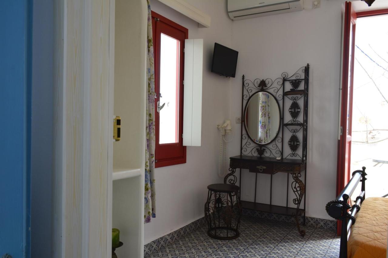 Studios Bourgos Naxos City Exterior foto